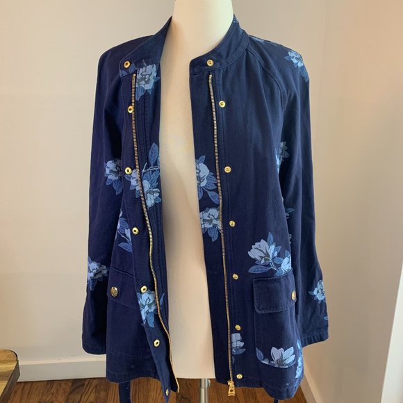 Draper James Floral Field Utility Jacket in Nassau Navy Magnolia Vines, Sz M - Picture 8 of 11